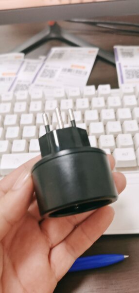 Netzadapter, Schweiz-Stecker, schwarz